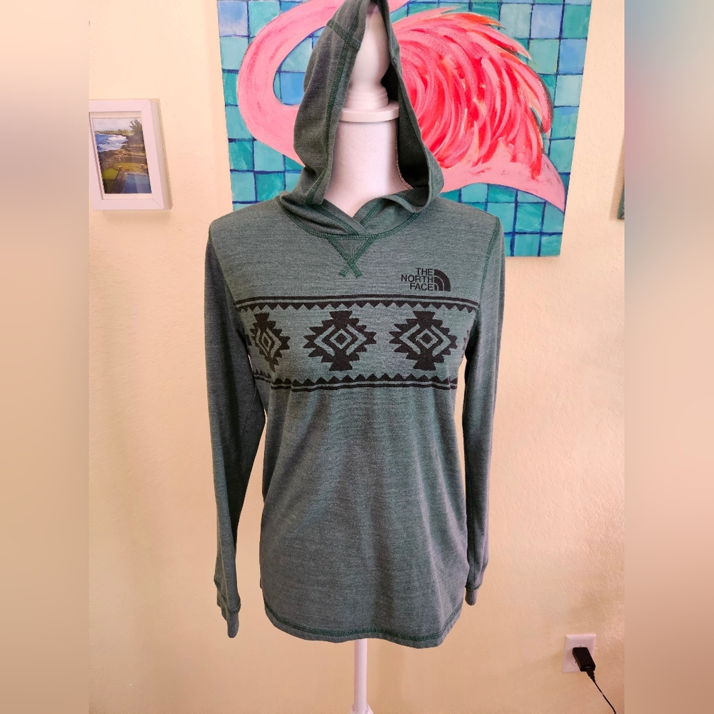 The North Face Heathered Green Hooded Pullover with Aztec Chest Stripe Sz S
